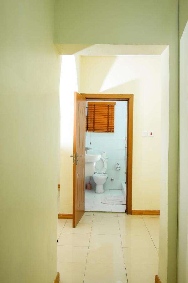 Chateux De Atlantique Hotel Aliayabiagba エクステリア 写真