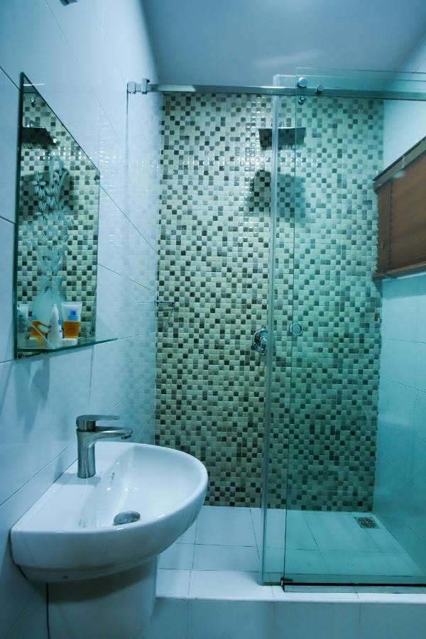 Chateux De Atlantique Hotel Aliayabiagba エクステリア 写真